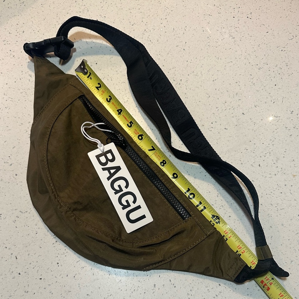 New! BAGGU Crescent Fanny Pack / sling bag in seaweed - new with tags! - Picture 12 of 16